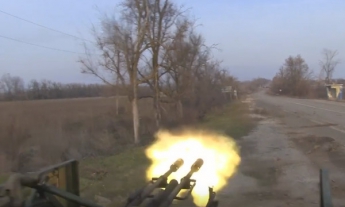 Морпехи в Широкино отвечают боевикам на обстрелы: видео