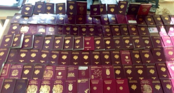 В МВД России приравняли паспорта граждан "ДНР" и "ЛНР" к украинским документам, - источник