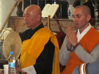 Зачем в Мелитополь приезжал  участник Евромайдана - японский монах-миротворец
