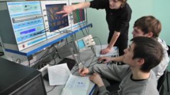 В Украине могут закрыть техникумы и колледжи