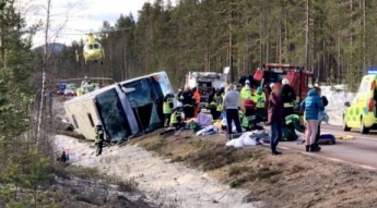 В Швеции перевернулся автобус со школьниками, трое погибших