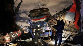 Опубликованы фото с места столкновения поездов в Москве