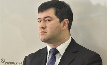 Апелляционный суд вернул Насирову паспорта