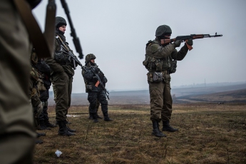 Двое погибших. Украинские военные вступили в бой с сепаратистами