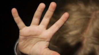На Донбассе 24-летний отчим насиловал ребенка