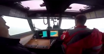 В Черном море россияне пытались захватить украинское спасательное судно (видео)