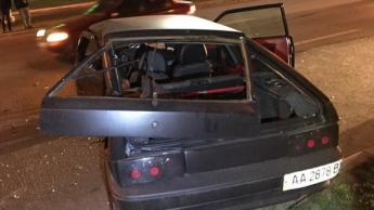 В Киеве произошла жуткая авария с участием пяти автомобилей