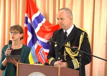 Военный атташе Норвегии вручил дипломы мелитопольским военнослужащим (фото)