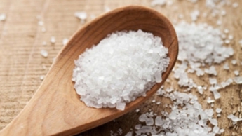 Кремль не выдержал без украинской соли: запрет на импорт «белого яда» снят