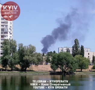 В Днепровском районе столицы прогремел взрыв: видео, фото