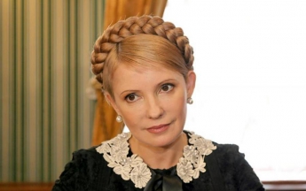 Тимошенко розсмішила соцмережі своїм новим луком
