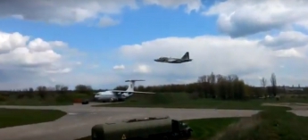 Впечатляющий полет истребителя над мелитопольским аэродромом (видео)