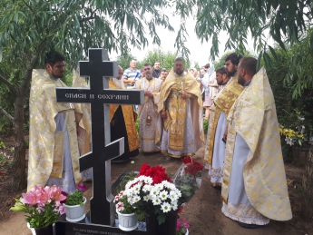 Мелитопольские священники помолились о почившем собрате