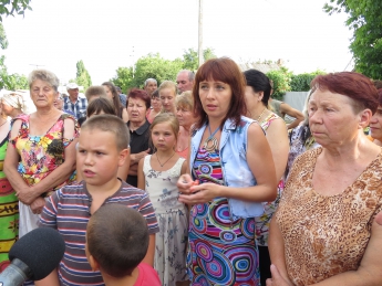 Приднепровская железная дорога «держит в заложниках» 1500 человек (видео)
