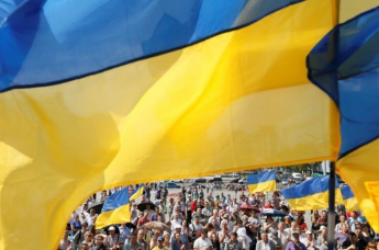 В Украине зафиксирован рост уровня средней зарплаты на 520 гривень