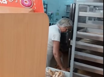 Антисанитария в запорожском супермаркете (видео)