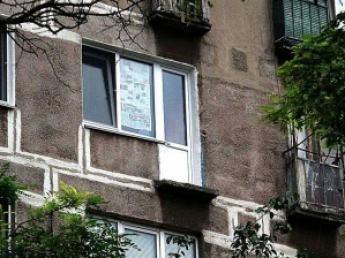 В результате обвала балкона в Мариуполе погиб парень