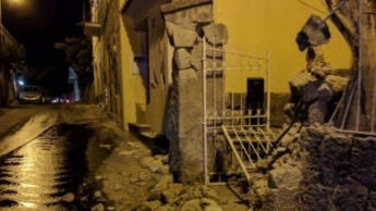 Разрушительное землетрясение в Италии: СМИ сообщают о первых жертвах