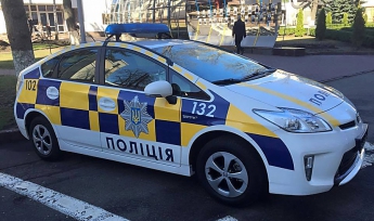 Запорожские полицейские задержали воров, пытавшихся скрыться в трамвае (фото)