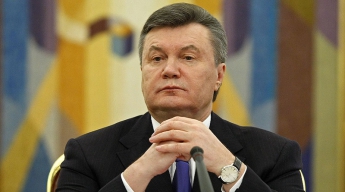 В Межигорье поставили памятник Януковичу в необычной позе (ФОТО)