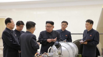 КНДР готовится запустить баллистическую ракету с западного побережья