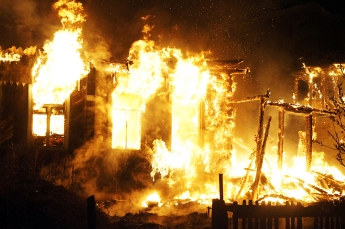 У семьи в Новобогдановке полностью сгорел дом