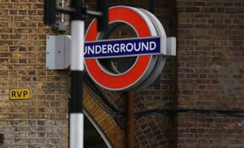 В метро Лондона произошел взрыв: есть пострадавшие