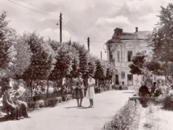 Разница в 100 лет. В сети появился ролик с историческими фото города (видео)