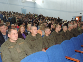 В Мелитополе чествовали защитников Украины (фото)