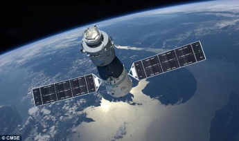 Неуправляемая китайская космическая станция падает на землю, место приземления обломков неизвестно