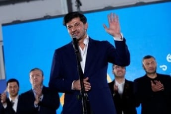 Бывший футболист Каха Каладзе стал мэром столицы Грузии.