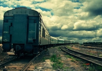 Скоростной поезд Киев-Запорожье на три дня изменит маршрут