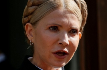 Политолог: Тимошенко не помешало бы напомнить о плакате кампании 2007 года «Всем выйти из темноты»