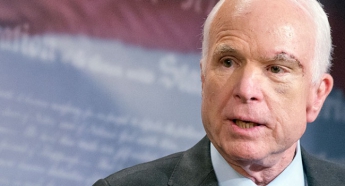 Сенатор Маккейн напомнил украинцам, что не нужно забывать о «рупорах Кремля»