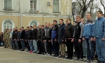 ВСУ: При рейде в ночном клубе Киева задержаны 12 уклонистов