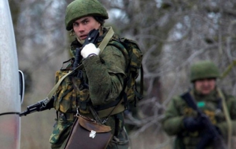 В Крыму усилили охрану на складах с оружием