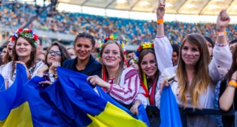 Українська мова стала домінуючою серед молодого покоління українців