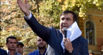 Ким Ахеджаков: если бы Саакашвили был невиновен, ему хватило бы часа, что в пух и прах разбить обвинения Луценко