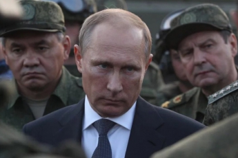 Путін, йди геть: росіяни почали прозрівати, в Кремлі панічні заходи (фото)