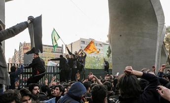 Иранские военные заявили о прекращении акций протеста