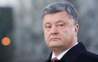 Порошенко хочет пройти между капельками: на Западе дали Украине неутешительный прогноз