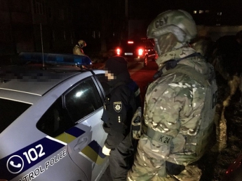 В Харькове СБУ разоблачила на взятках группу патрульных: видео