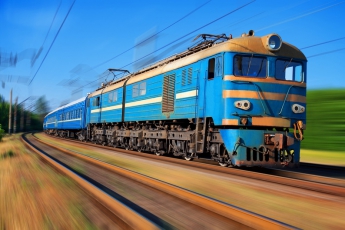 Через Мелитополь курсируют два самых «длинных» поезда