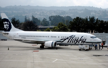 Из-за голого пассажира самолет вернулся в аэропорт на Аляске