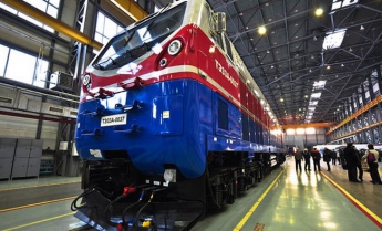 Укрзалізниця закажет у General Electric 200 локомотивов
