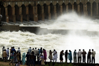 Воду из индийской реки поделили в 200-летнем споре