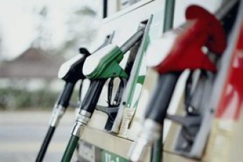 Сети АЗС начали снижать цены на бензин и автогаз после подорожания