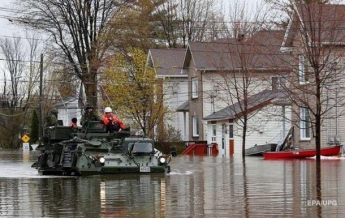 В Канаде эвакуируют тысячи людей из-за паводка