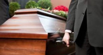 Стало известно, в каких случаях для похорон нужно будет обращаться в суд