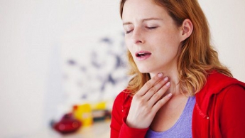 Названы главные симптомы рака горла